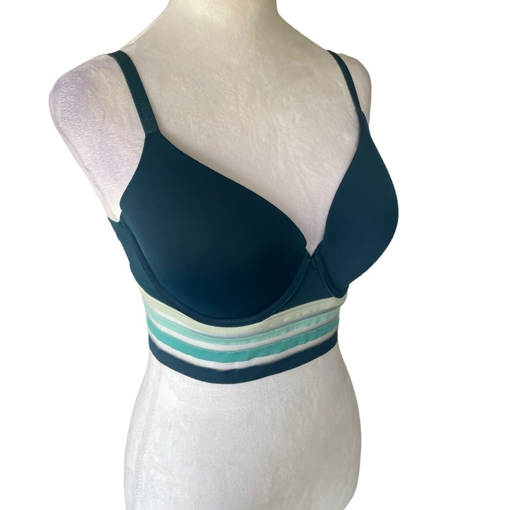 Victoria’s Secret Teal The T-Shirt Demi Bra Size 34D